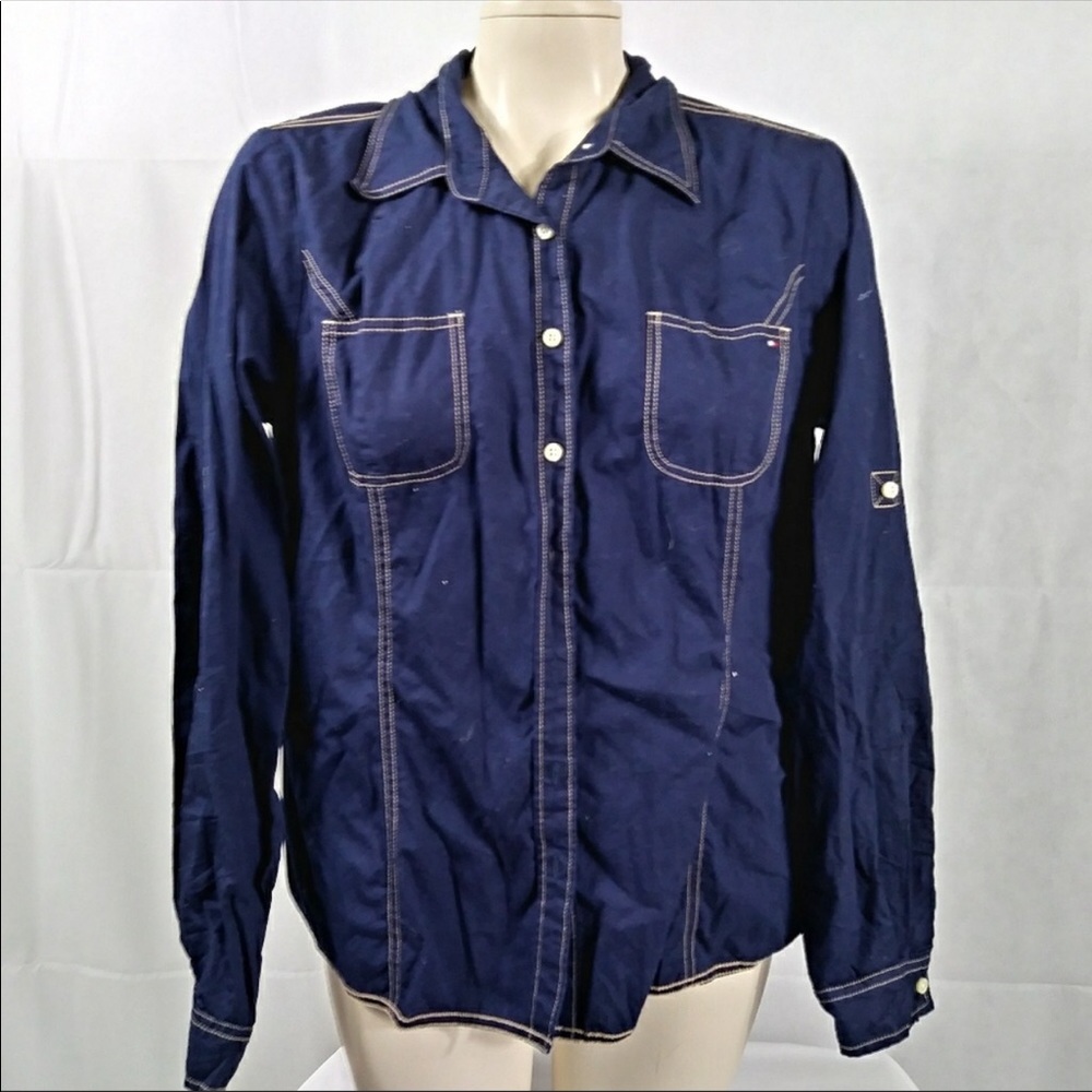 New. Classic Tommy Hilfiger Jean shirt💕